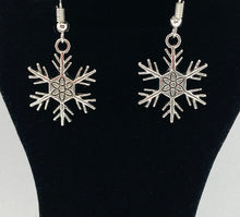 Load image into Gallery viewer, Snowflake Earrings