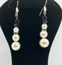 Load image into Gallery viewer, Green Scarf Pearl Snowman Earrings

